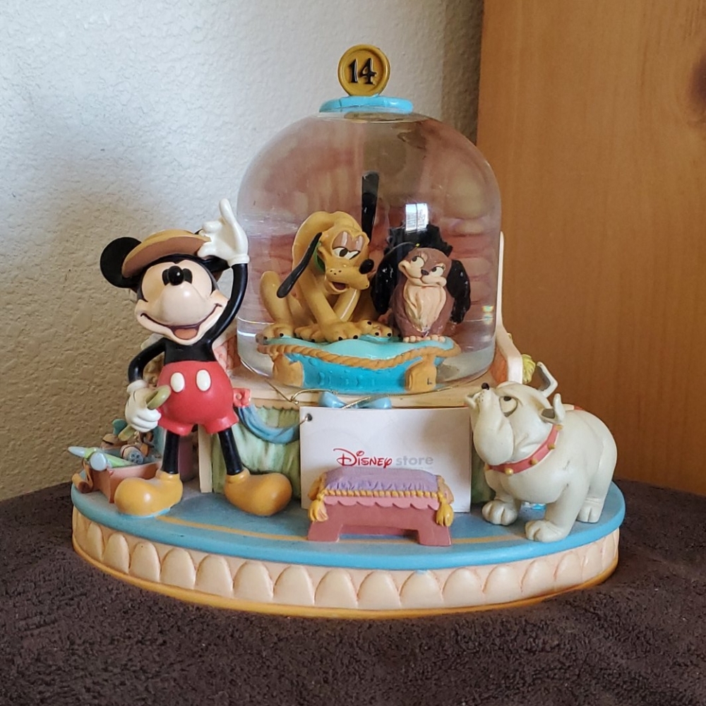 Musical Snow Globe